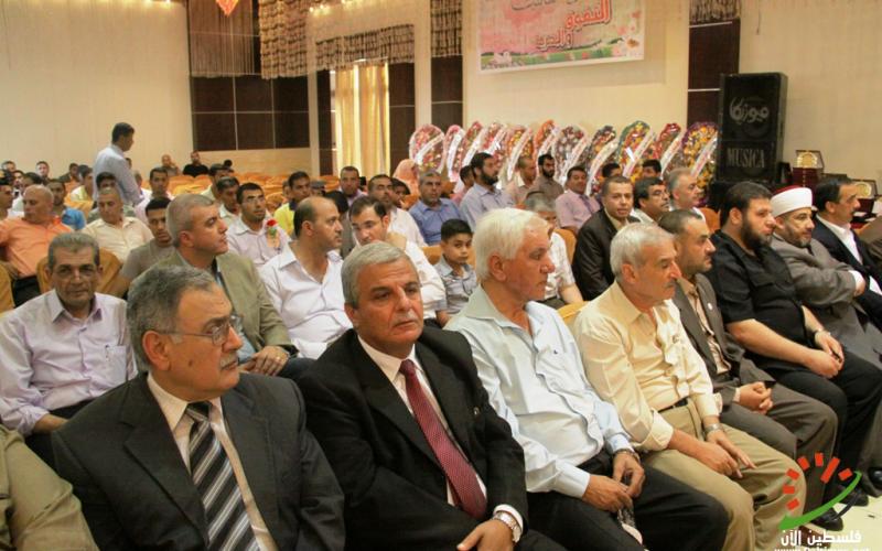 صور.. هنية يكرم أوائل التوجيهي بقطاع غزة