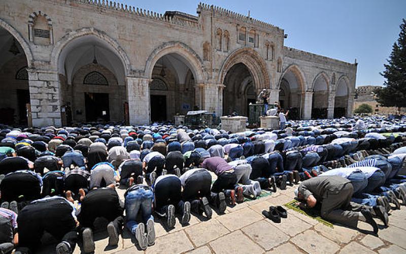 صور .. أجواء رمضانية بالقدس