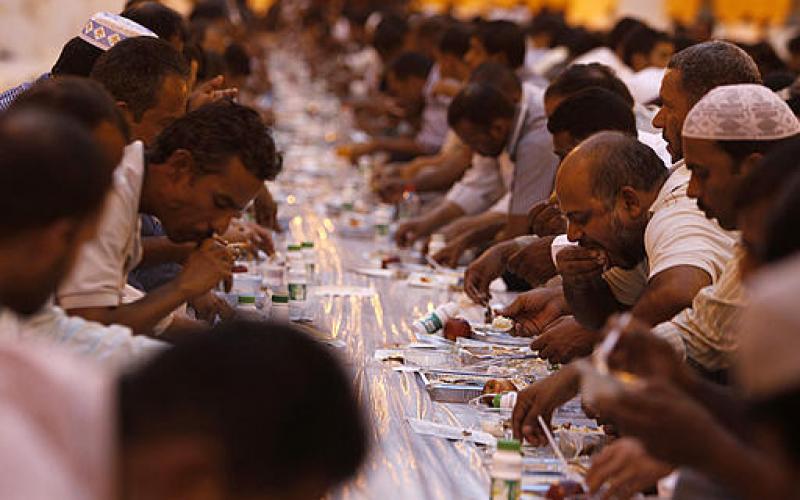 صور .. رمضان حول العالم