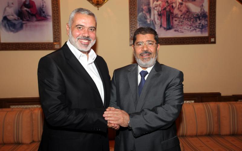 صور .. لقاء هنية بالرئيس محمد مرسي بقصر الرئاسة