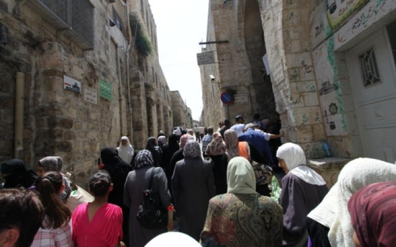 صور .. 250 ألف مصلٍ أدوا الجمعة في الأقصى