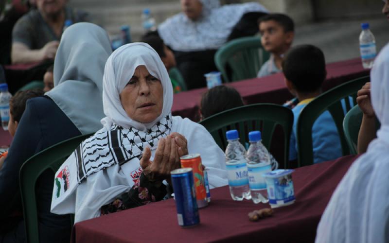 صور.. "واعد" تقيم إفطاراً جماعياً لأهالي الأسرى