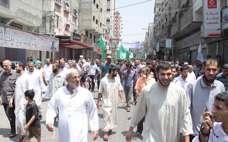 صور: مسيرة رفضًا لتهديدات الاحتلال شمال غزة