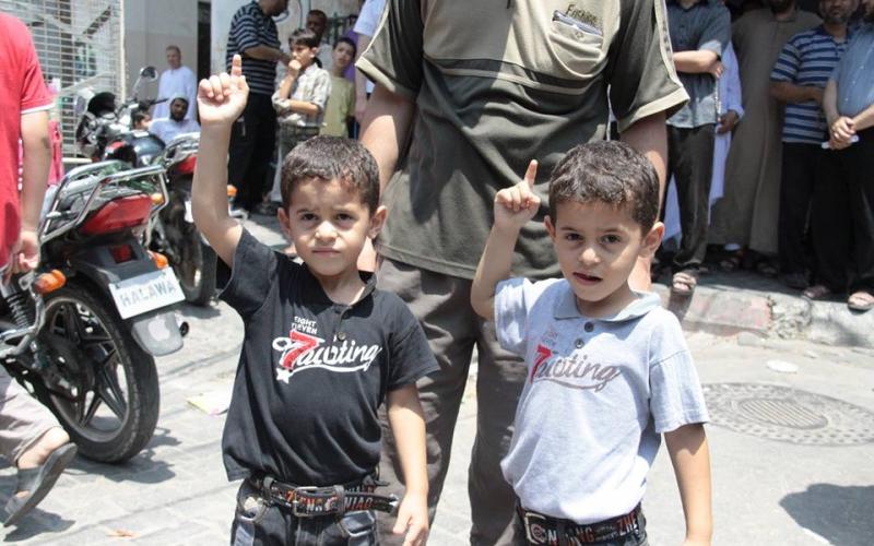 صور: مسيرة رفضًا لتهديدات الاحتلال شمال غزة