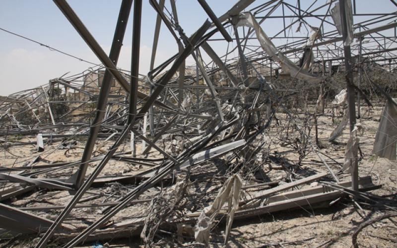 صور: دمار بالدفيئات الزراعية بخانيونس