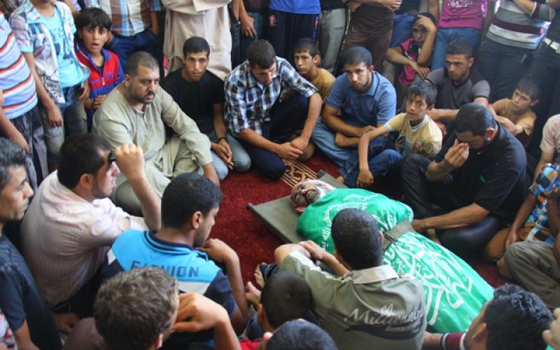 صور: تشييع جثمان القسامي "عابدين" بخانيونس
