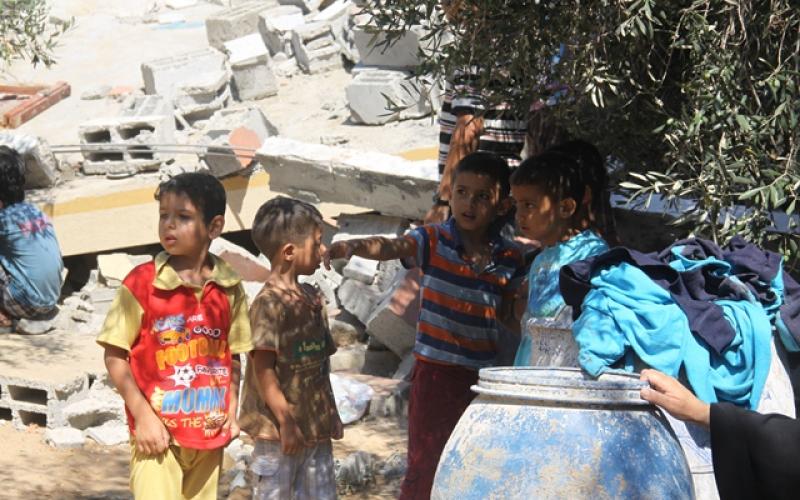 صور: الدمار إثر قصف منزل أبو دقة بخانيونس