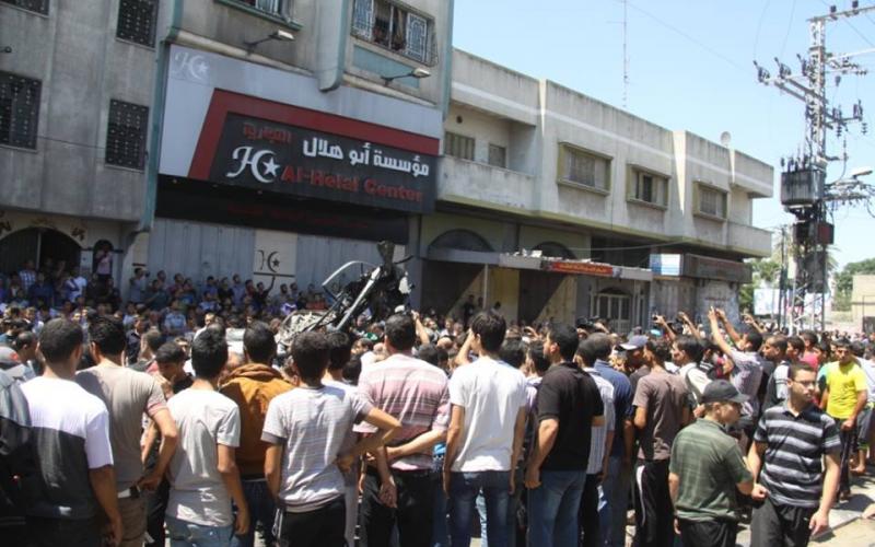 صور: استهداف الاحتلال لسيارة وسط غزة