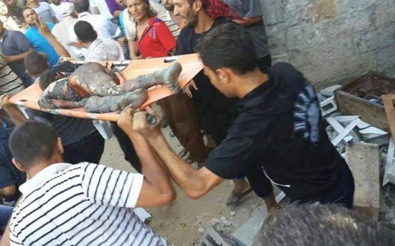 بالصور: 7 شهداء باستهداف منزل عائلة كوارع (تحذير +18)