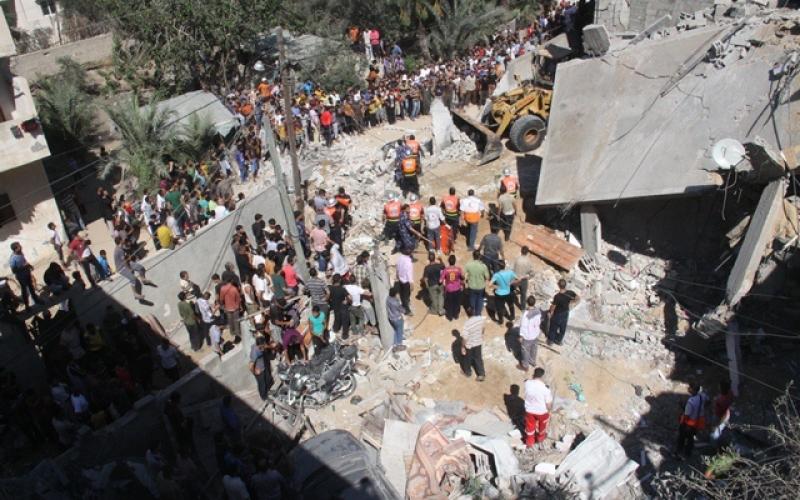 صور: شهداء وجرحى باستهداف منزل عائلة "كوارع"