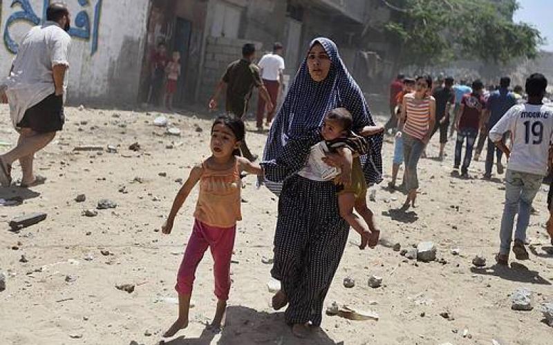 صور: استهداف لعائلة البيطار بحي الشعف