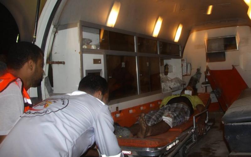 صور: شهيد بقصف سيارة صحفيين وسط غزة