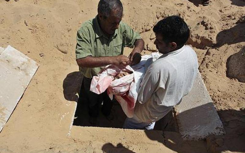 صور: مشاهد الدمار باستهداف منازل المواطنين