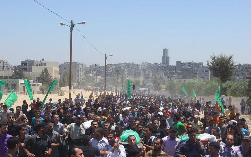 صور: تشييع جثامين آل "الحاج" بخانيونس