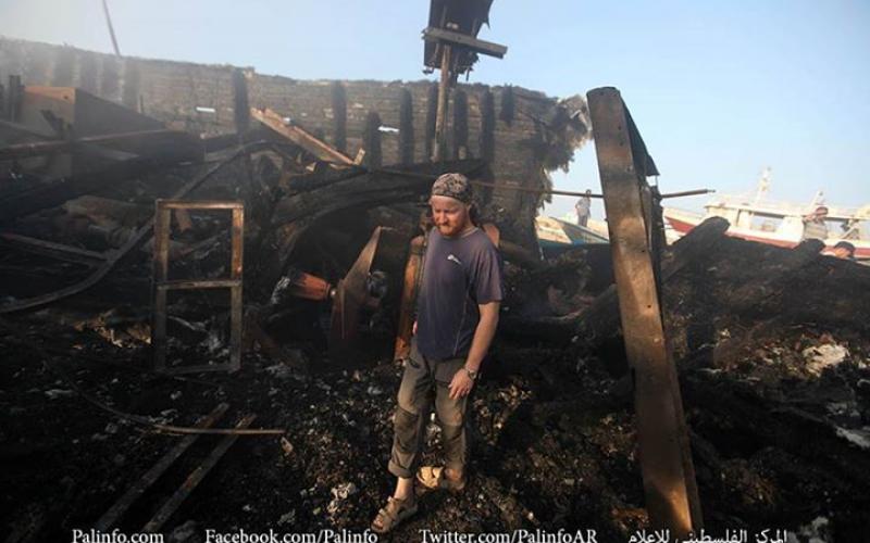 صور: استهداف الاحتلال لميناء غزة