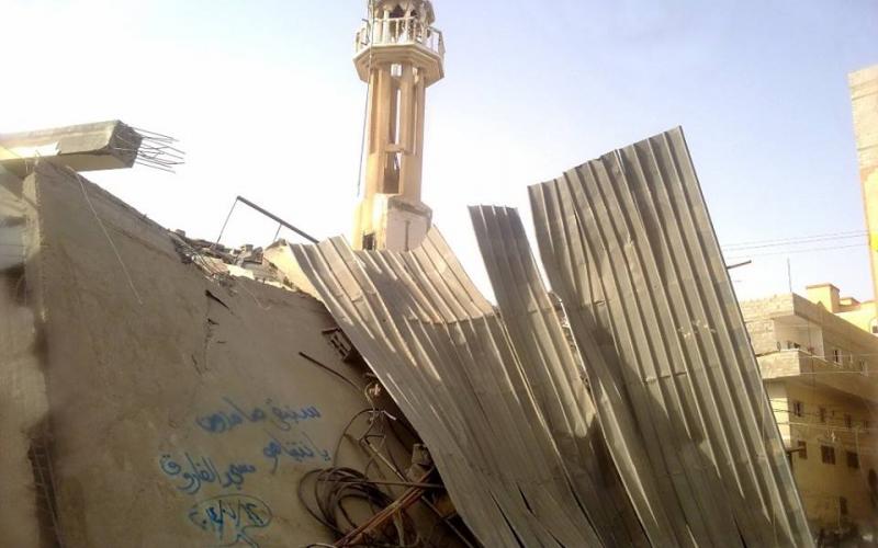 صور: قصف مسجد الفاروق بالنصيرات