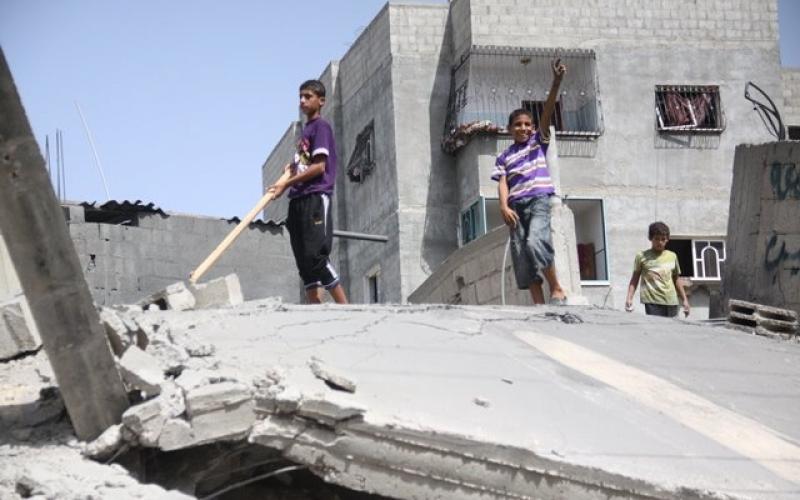 صور: صواريخ الاحتلال تدمر جمعية الصلاح الخيرية