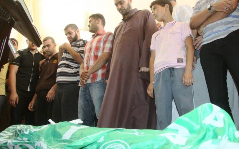 صور: تشييع ثلاثة شهداء بغزة