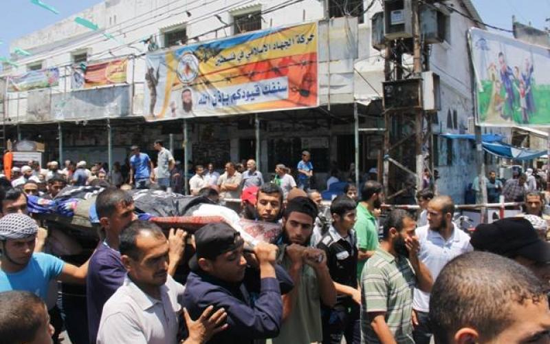 صور: تشييع الشهيد "أبو مر" برفح