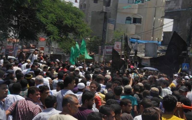 صور: جنازة عائلة "شيخ العيد" برفح