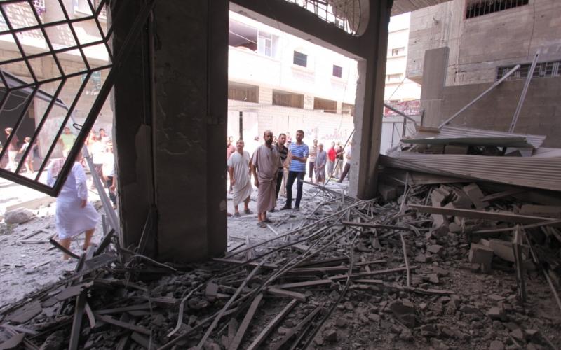 صور: استهداف منزل "الميناوي" شرق غزة