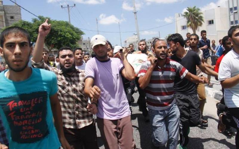 صور: رفح تودع خمسة من شهدائها