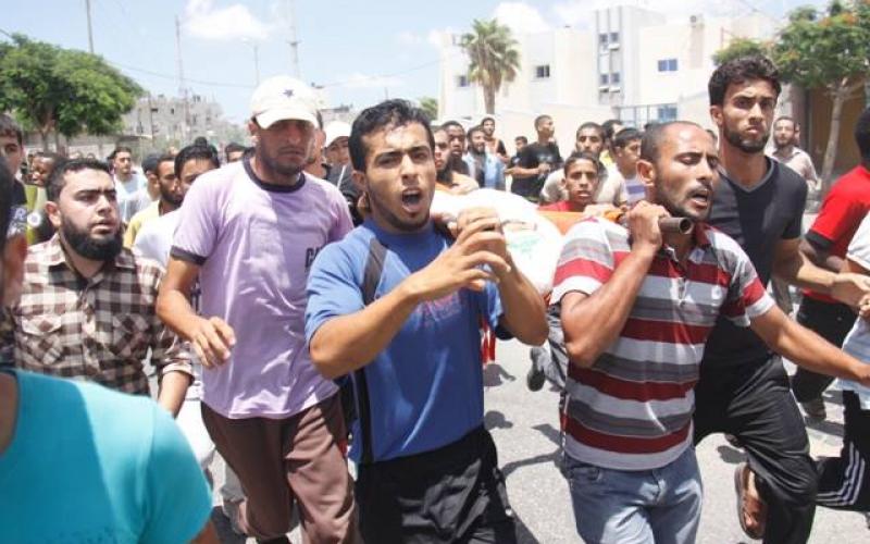 صور: رفح تودع خمسة من شهدائها