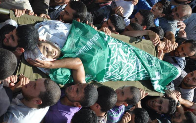 صور: تشييع جثامين 4 قساميين بدير البلح