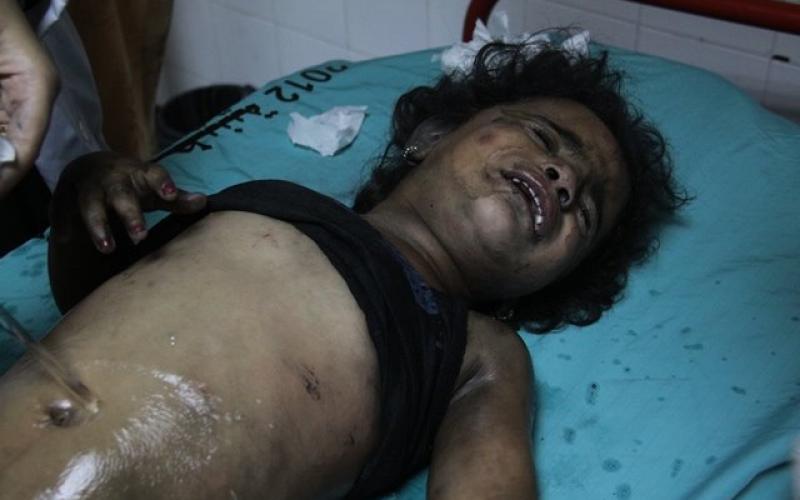 صور: قصف منزل عائلة الشاعر بخان يونس