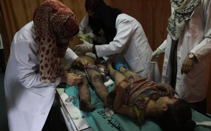 صور: قصف منزل عائلة الشاعر بخان يونس