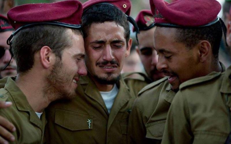صور: بكاء وعويل جنود العدو بعد دفن قتلاهم