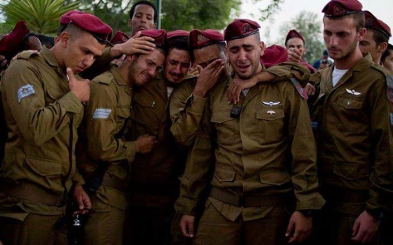 صور: بكاء وعويل جنود العدو بعد دفن قتلاهم