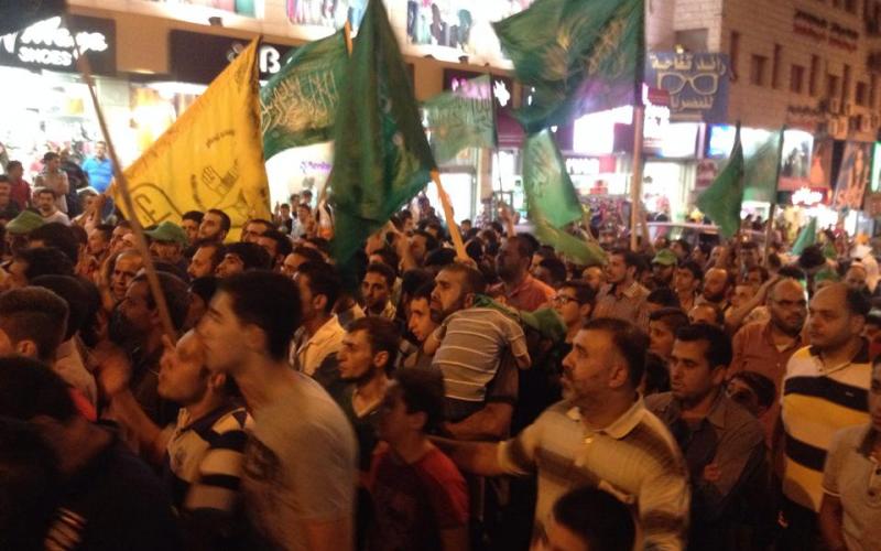 بالصور: حماس في نابلس تنتفض نصرة لغزة