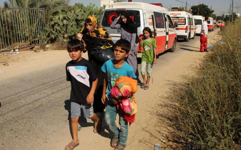 صور: إجلاء أهالي "أبو ريدة" بعد حصار يومين
