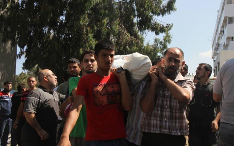 صور: وصول جثامين الشهداء لمجمع الشفاء