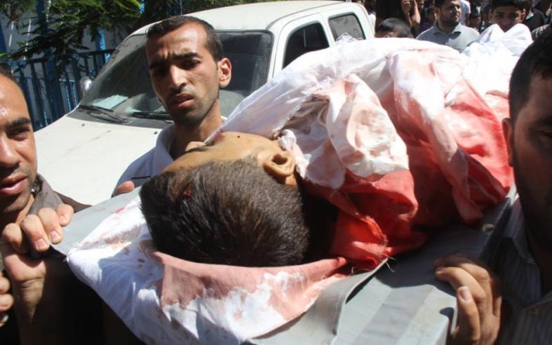 صور: وصول جثامين الشهداء لمجمع الشفاء