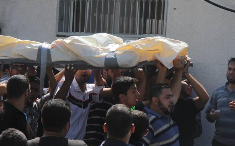 صور: وصول جثامين الشهداء لمجمع الشفاء