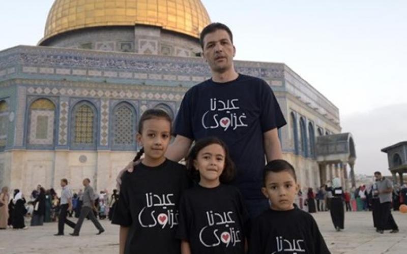 بالصور: العيد بالأقصى.. حداد لأجل غزة