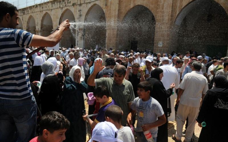 مئة صورة لرمضان حول العالم