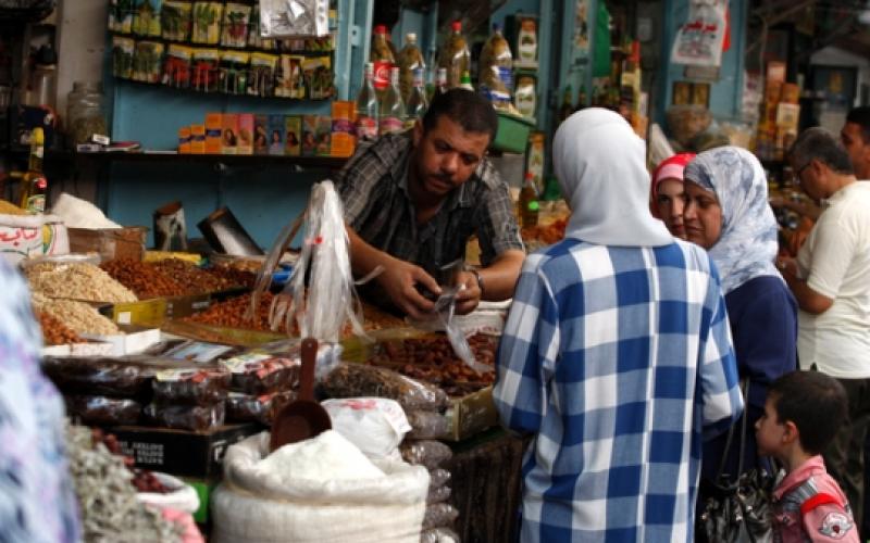 بالصور.. سوق خضار وأغذية بغزة