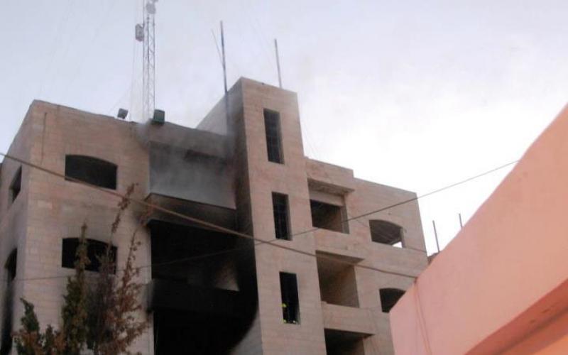 صور.. احتراق مبنى تلفزيون فلسطين في رام الله
