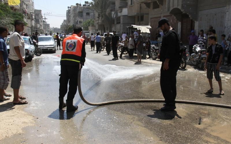 بالصور.. شهيد وإصابة خطيرة بقصف غرب رفح