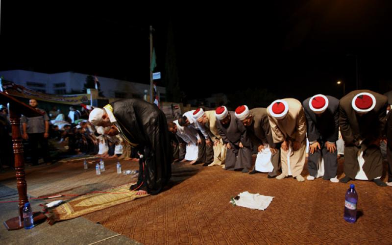 صور..هنية يقود المشاركة بعزاء الجنود المصريين