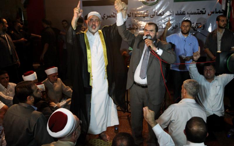 صور..هنية يقود المشاركة بعزاء الجنود المصريين
