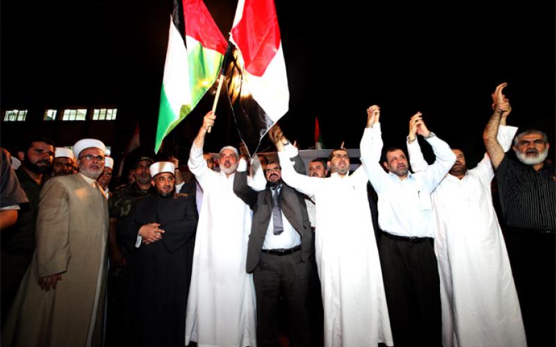 صور..هنية يقود المشاركة بعزاء الجنود المصريين