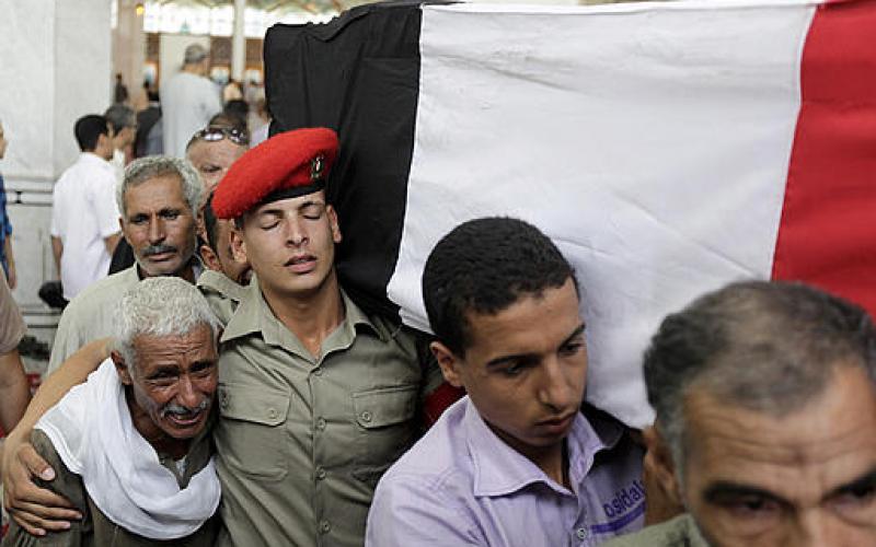 صور.. مصر تودع شهداءها ألـ15