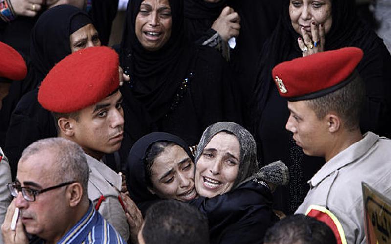 صور.. مصر تودع شهداءها ألـ15