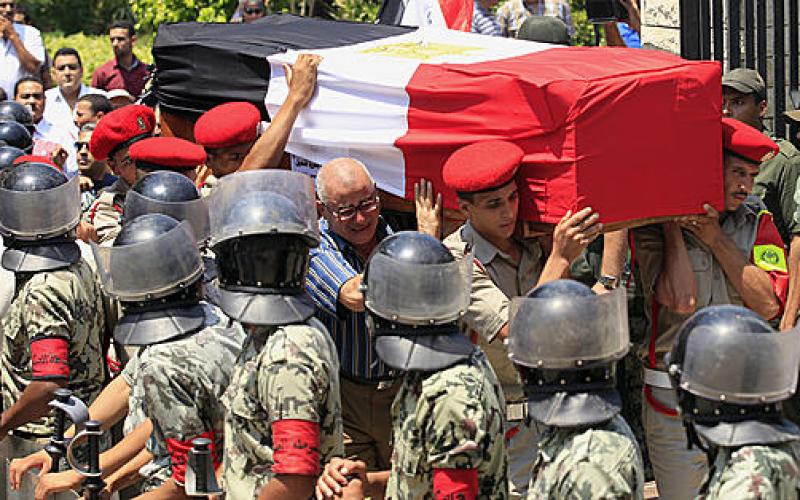 صور.. مصر تودع شهداءها ألـ15