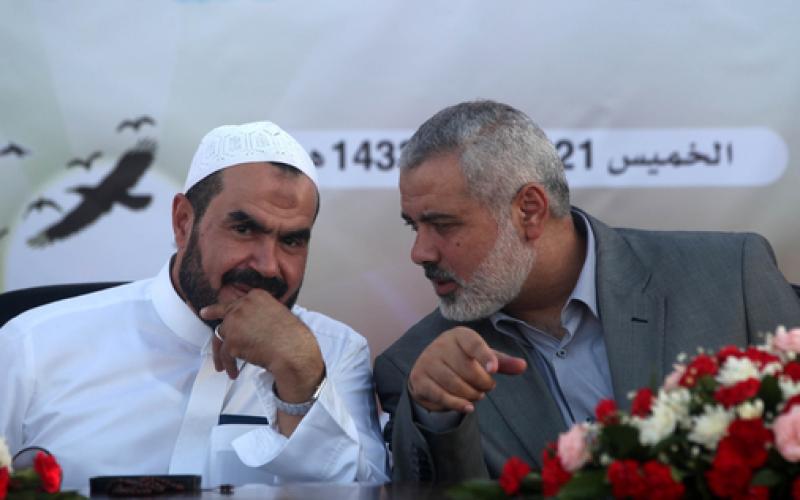 صور.. هنية يشارك المحررين إفطارا جماعيا