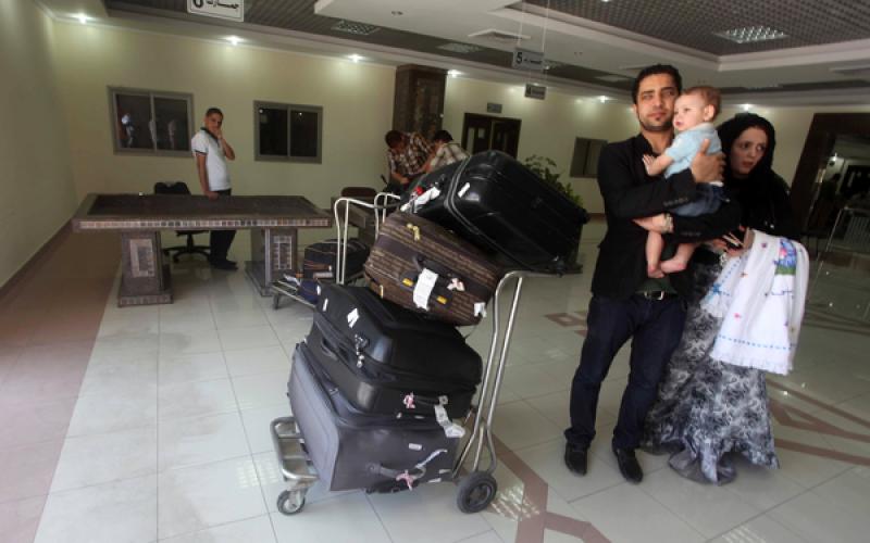 صور.. معبر رفح يعمل بشكل طارئ للعالقين